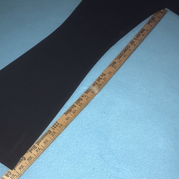 THE ESSENTIAL FLARE by Anthropologie black high waisted flared NEW size 2 - Picture 7 of 9